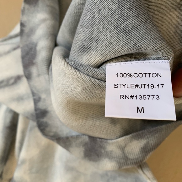 Olivaceous Tie Dyed Tank Top NWT🌴 - Picture 5 of 6